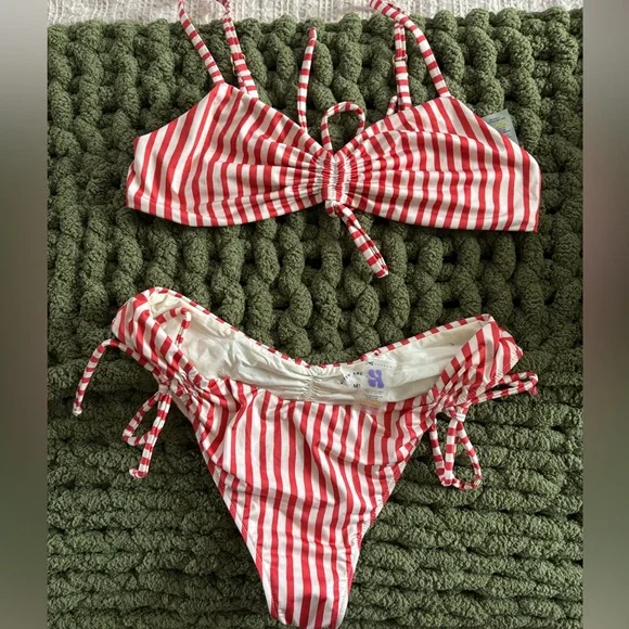 Kitty & Vibe bikini NWT - Picture 1 of 3